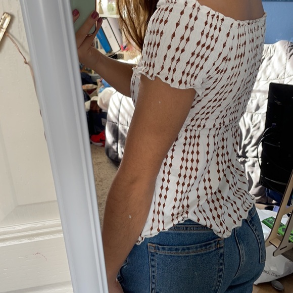 RUE21 Off-Shoulder Patterned Top - Picture 5 of 6